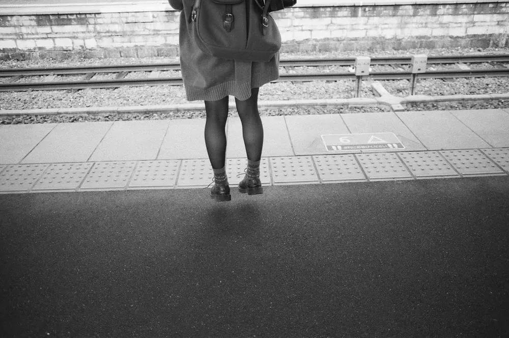 【Nikon F3とRollei RPX 400作例】モノクロフィルムで撮る旅の写真