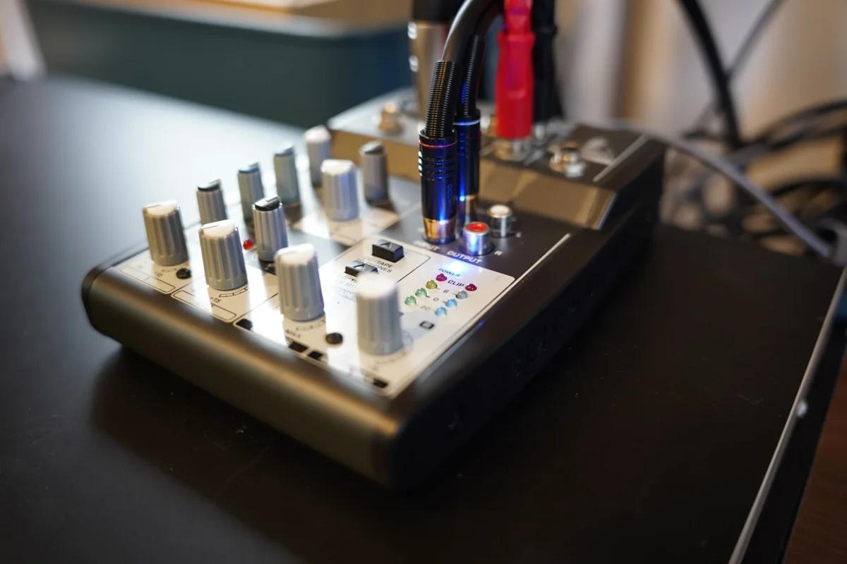 Mac、Windows、iPadを使っている場合にいい感じにオーディオ環境を整えたい場合に