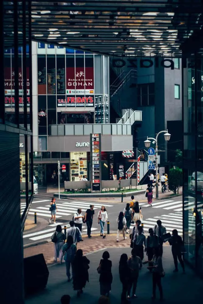 α7iiとFlektogon2.8/35で池袋から目白歩いて撮った