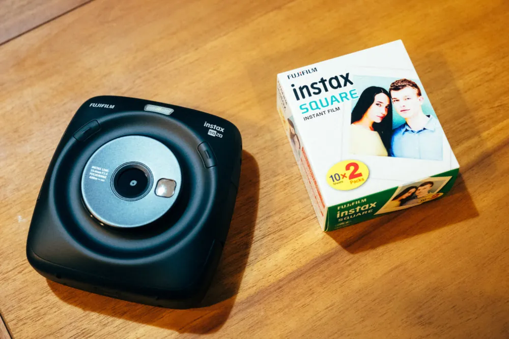 instax SQUARE SQ20