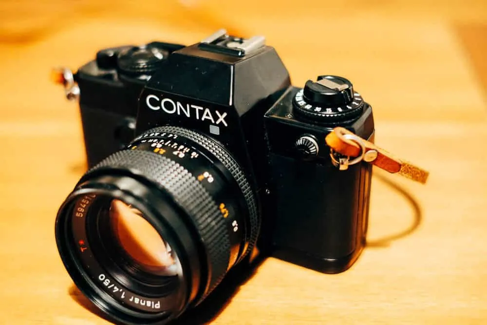 CONTAX 139 QUARTZの上から