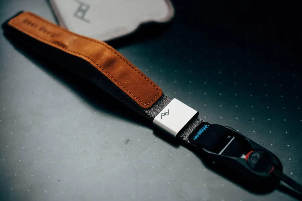 【CONTAX T2】PeakDesignのリストストラップを買ったよ！