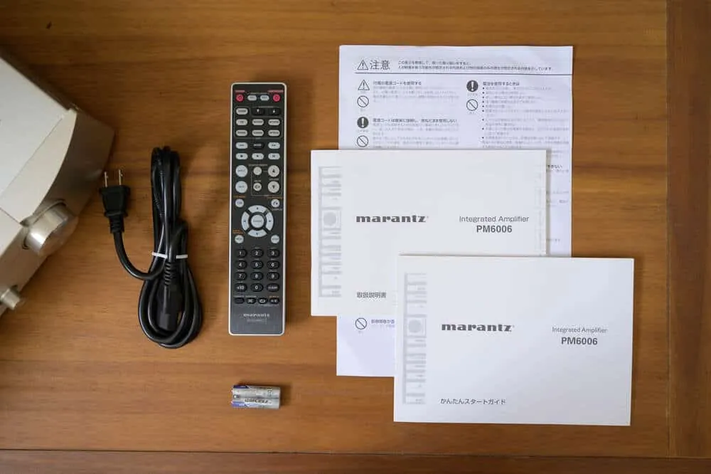 プリメインアンプのmarantz PM6006を買いました