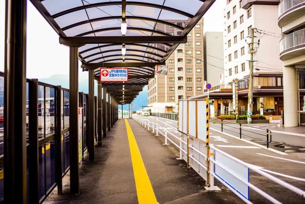 フェリー乗り場