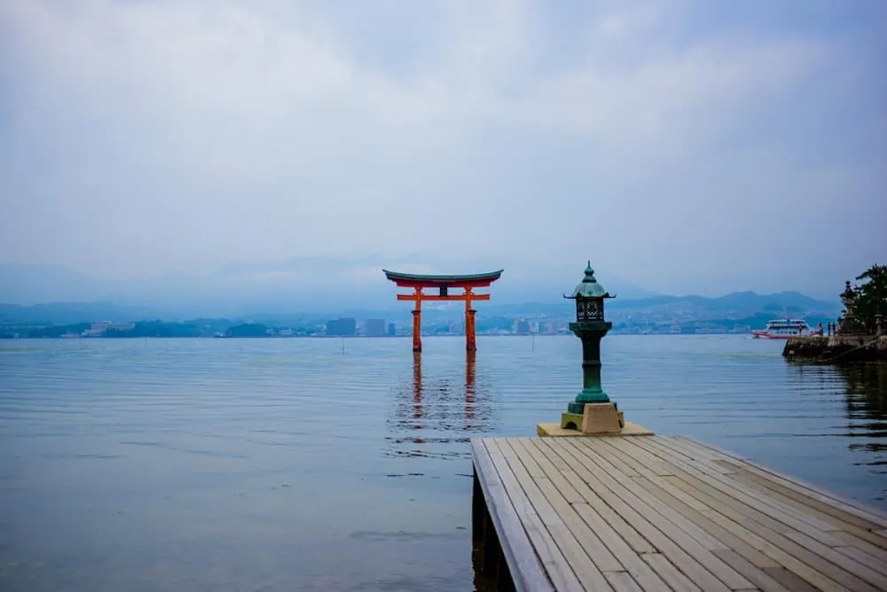 厳島神社の鳥居