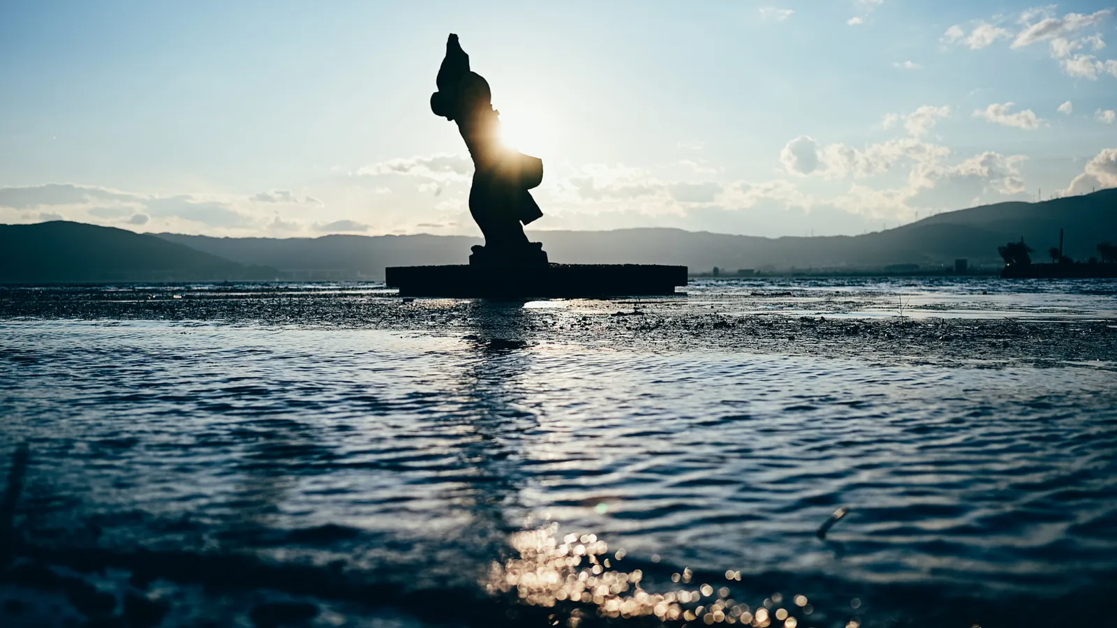 諏訪湖散策、まったりしてみようかなって