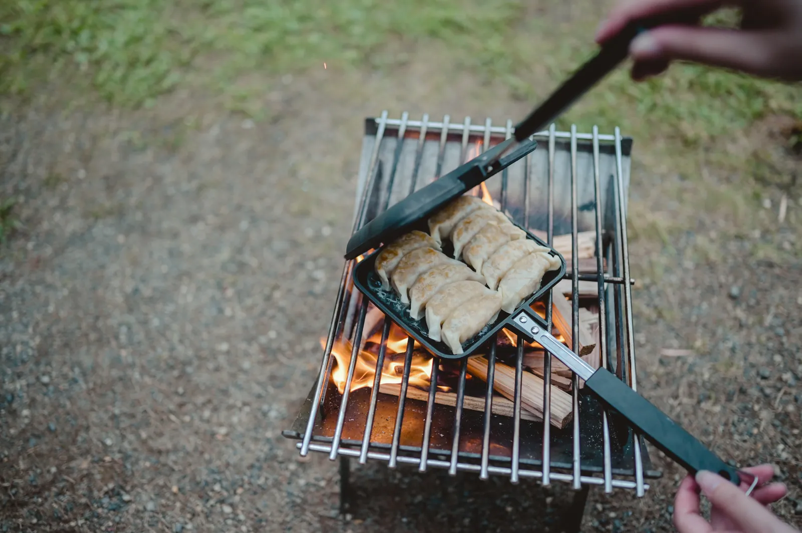 焚き火台、Small Firepit and Grill