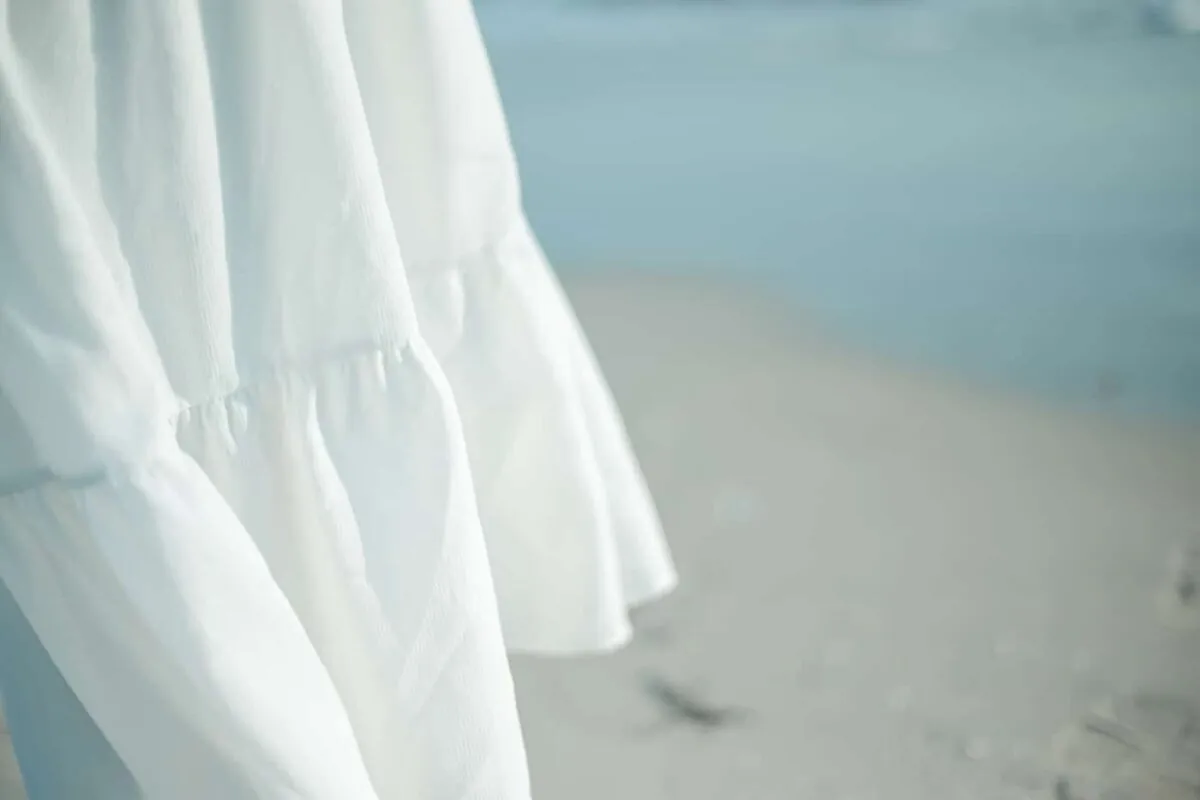 海で語り合ったり、色恋沙汰したり、酒片手にはしゃぎたい人生だった