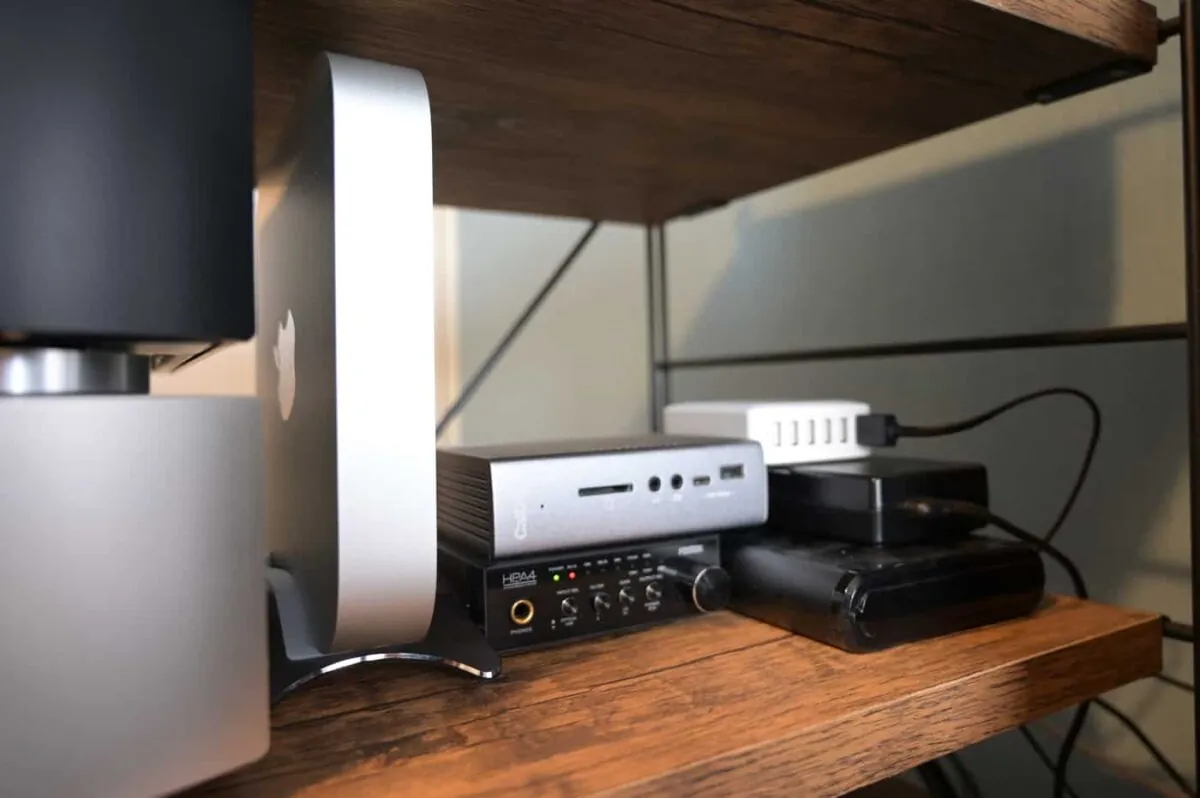 Mac mini用にTinpecデスクトップスタンドを買った