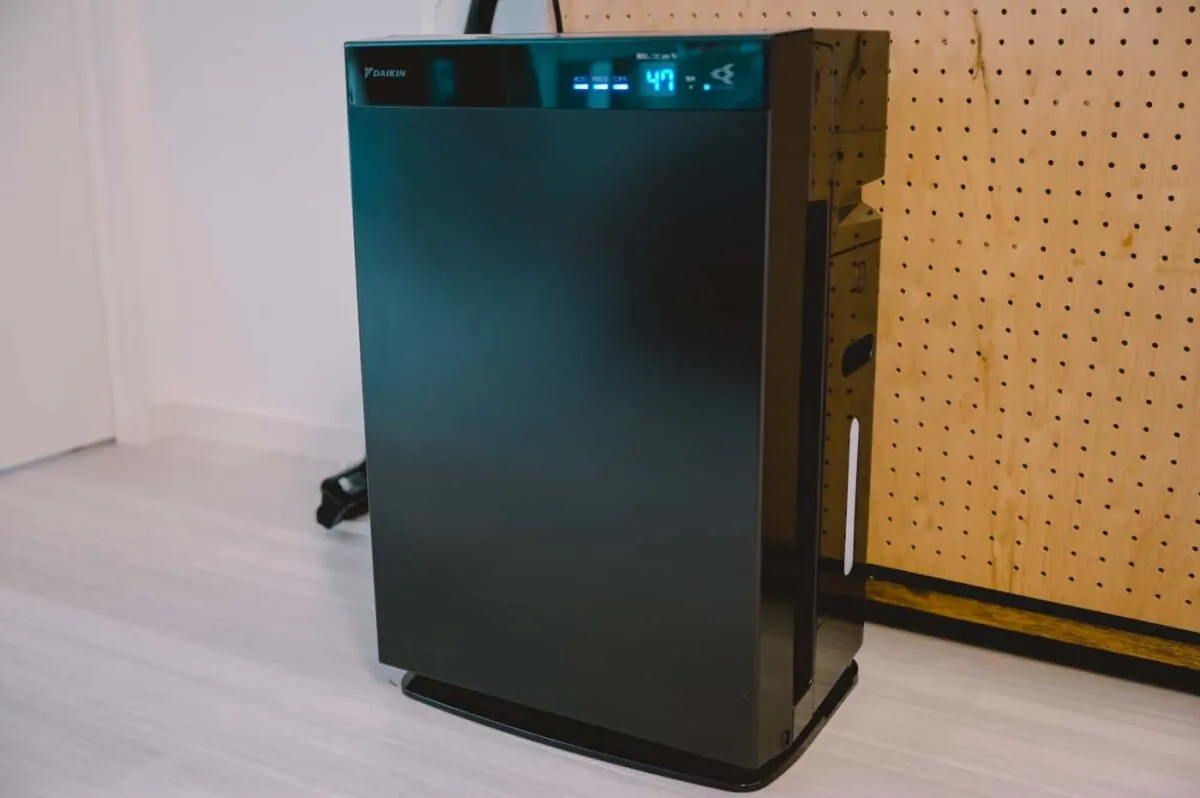 空気清浄機 DAIKIN 加湿ストリーマ MCK70W-T