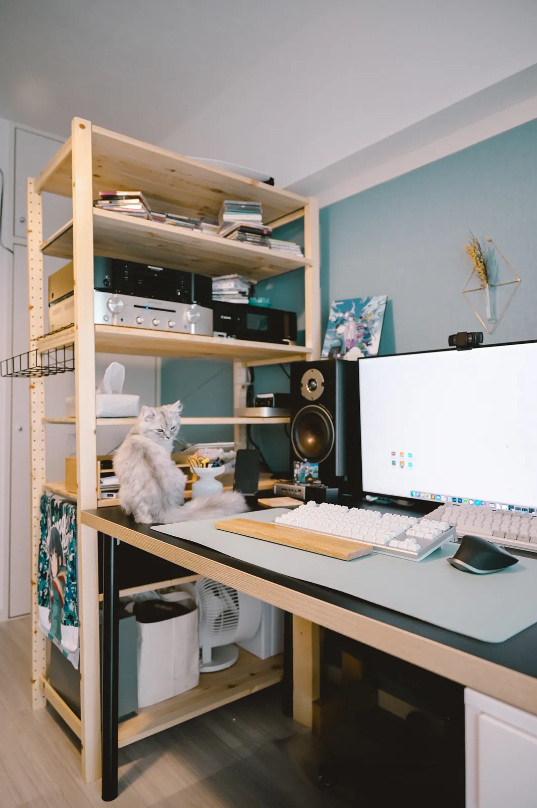 フリーランスエンジニアのデスク環境は日々めまぐるしく変化する