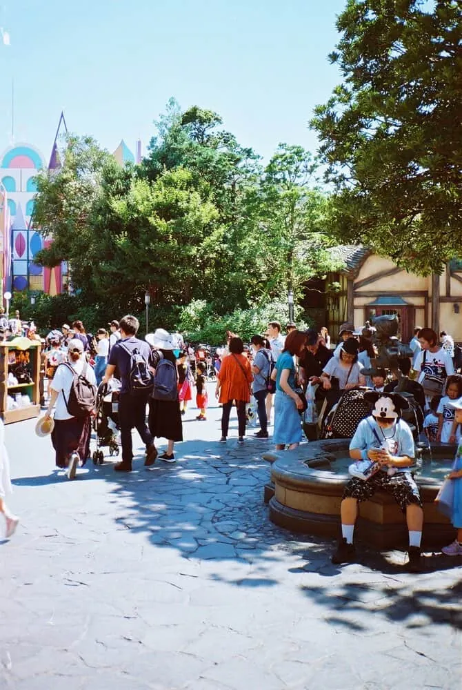 CONTAX T2とLomo100のディズニーランドがすごくエモかった